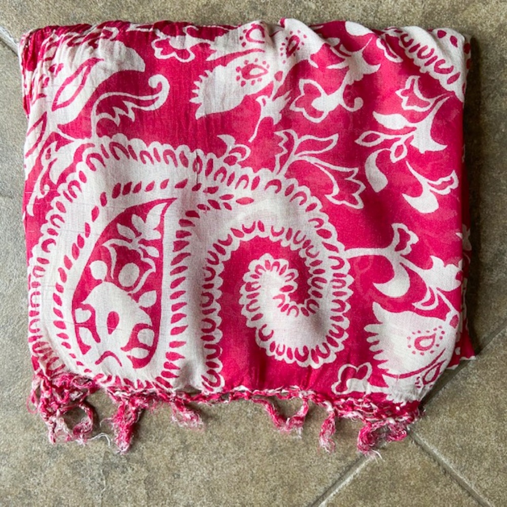 Pink and Cream Paisley Crinkle Scarf - Shawl - Picture 4 of 8